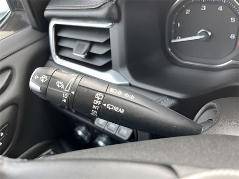 Used 2021 GMC Yukon Denali image 17