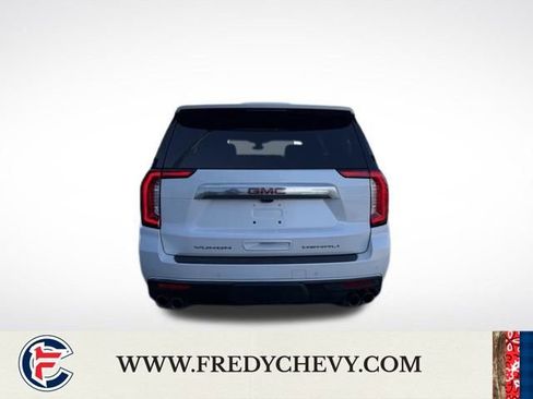 Used 2021 GMC Yukon Denali w/ Denali Premium Package image 6