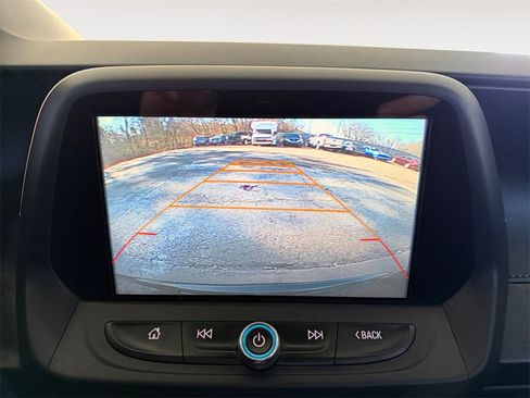 Used 2017 Chevrolet Camaro SS image 9