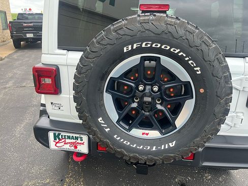 Used 2019 Jeep Wrangler Unlimited Rubicon AWD/4WD image 12