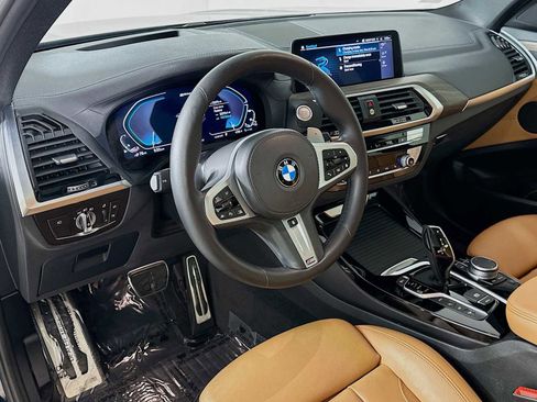 Used 2021 BMW X3 xDrive30e w/ M Sport Package image 4