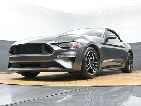 Used 2019 Ford Mustang Premium RWD image 47