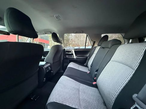 Used 2017 Toyota 4Runner SR5 image 19