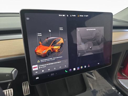 Used 2024 Tesla Model Y Performance AWD/4WD image 19