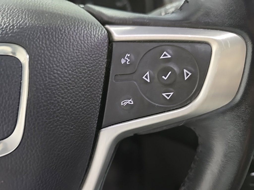Used 2018 GMC Terrain SLE AWD/4WD image 33