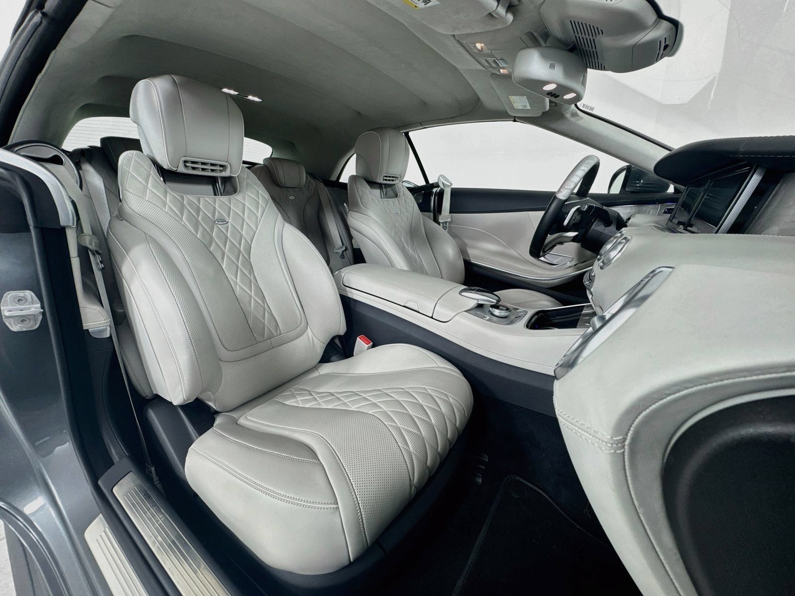Used 2017 Mercedes-Benz S 550 Cabriolet image 10