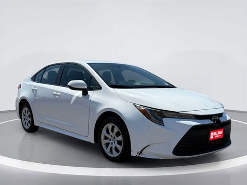 Used 2024 Toyota Corolla LE FWD image 6