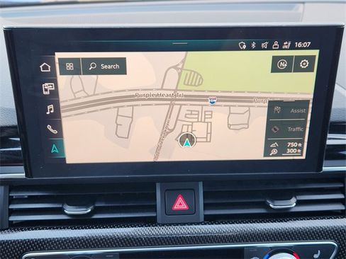 Used 2023 Audi S4 Prestige image 12