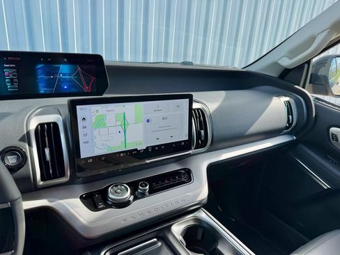 New 2026 Ford Expedition Max Active AWD/4WD image 27