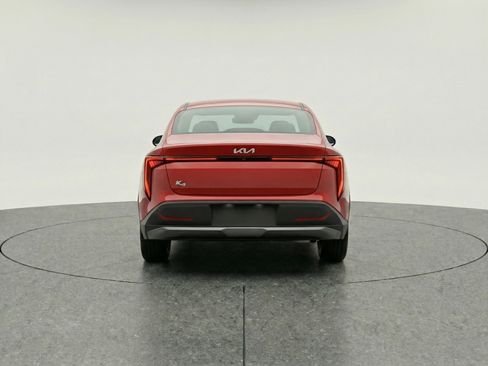 Used 2025 Kia K4 LXS image 7