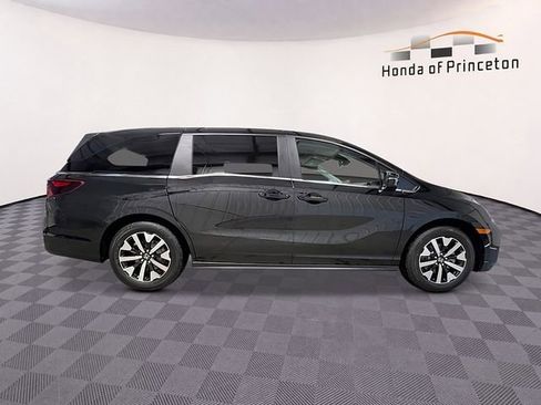 New 2026 Honda Odyssey EX-L image 2