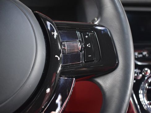 Certified 2022 Rolls-Royce Cullinan w/ Dynamic Package image 30