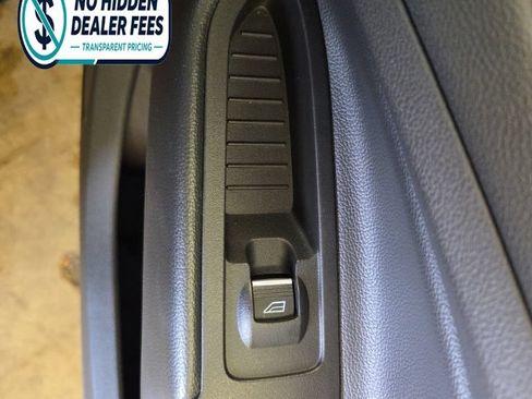Used 2017 Ford Escape Titanium AWD/4WD image 22
