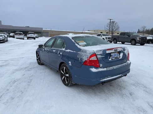 Used 2010 Ford Fusion SEL image 3