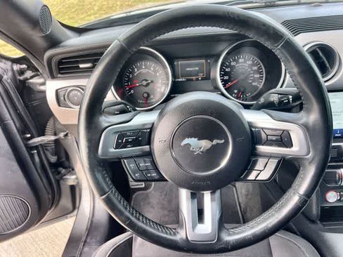 Used 2018 Ford Mustang GT w/ Equipment Group 301A RWD image 17