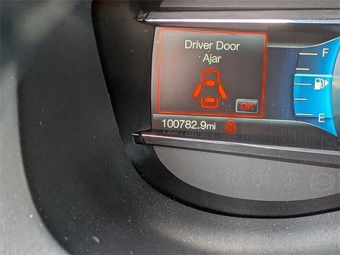 Used 2018 Ford Explorer XLT w/ Equipment Group 202A image 19