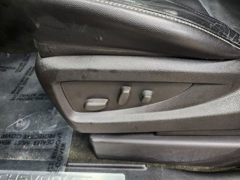 Used 2016 Chevrolet Suburban LTZ image 13