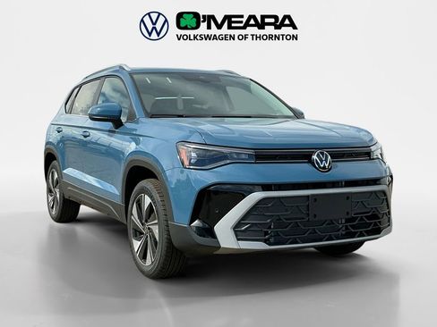 New 2025 Volkswagen Taos SE image 7