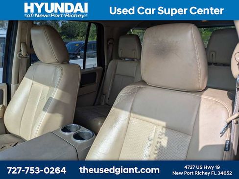 Used 2012 Ford Expedition XLT RWD image 3