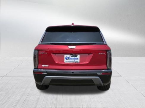 New 2026 Cadillac Vistiq Sport image 4