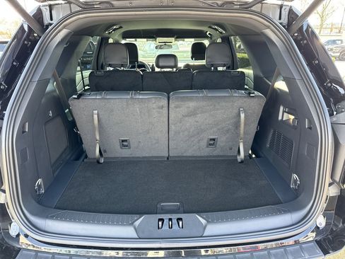 New 2026 Ford Explorer ST-Line image 38