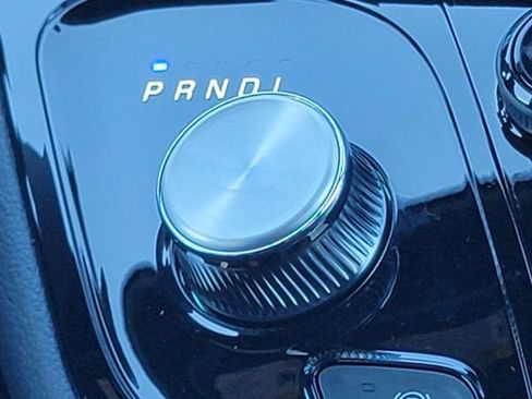 New 2026 Chrysler Pacifica Select image 30