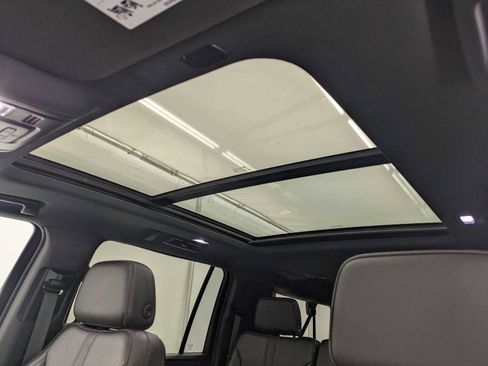 Used 2021 Chevrolet Suburban RST image 20