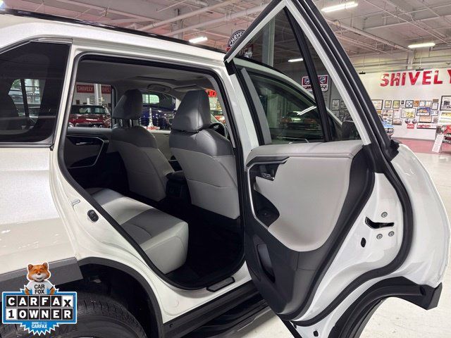 Used 2021 Toyota RAV4 Limited AWD/4WD image 43