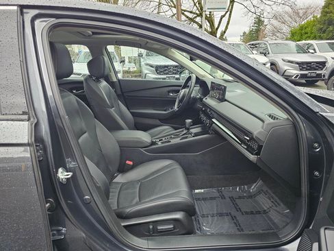Used 2024 Honda Accord EX-L image 11