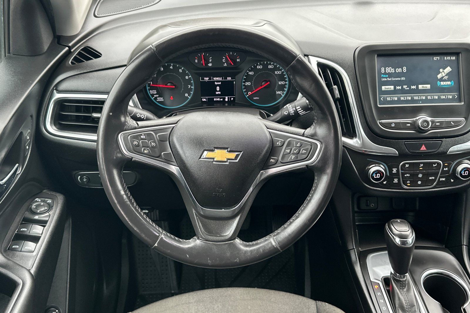 Used 2018 Chevrolet Equinox LT FWD image 16
