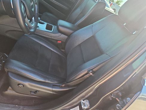 Used 2015 Jeep Grand Cherokee Altitude AWD/4WD image 9