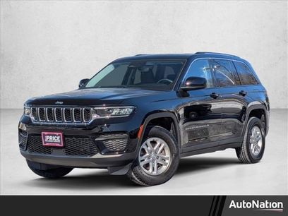Used 2022 Jeep Grand Cherokee Laredo w/ Luxury Tech Group I