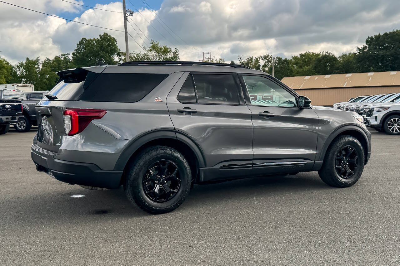 Used 2023 Ford Explorer Timberline w/ Timberline Technology Package AWD/4WD image 3