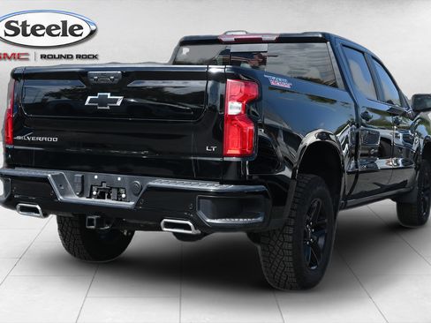 Used 2024 Chevrolet Silverado 1500 LT Trail Boss w/ LT Trail Boss Premium Package AWD/4WD image 5