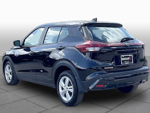 Used 2024 Nissan Kicks S w/ Interior Electronics Package FWD image 11