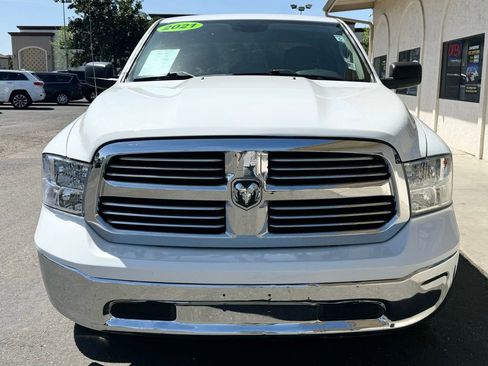Used 2021 RAM 1500 Classic SLT image 11