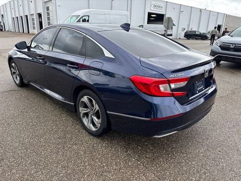 Used 2018 Honda Accord EX image 4