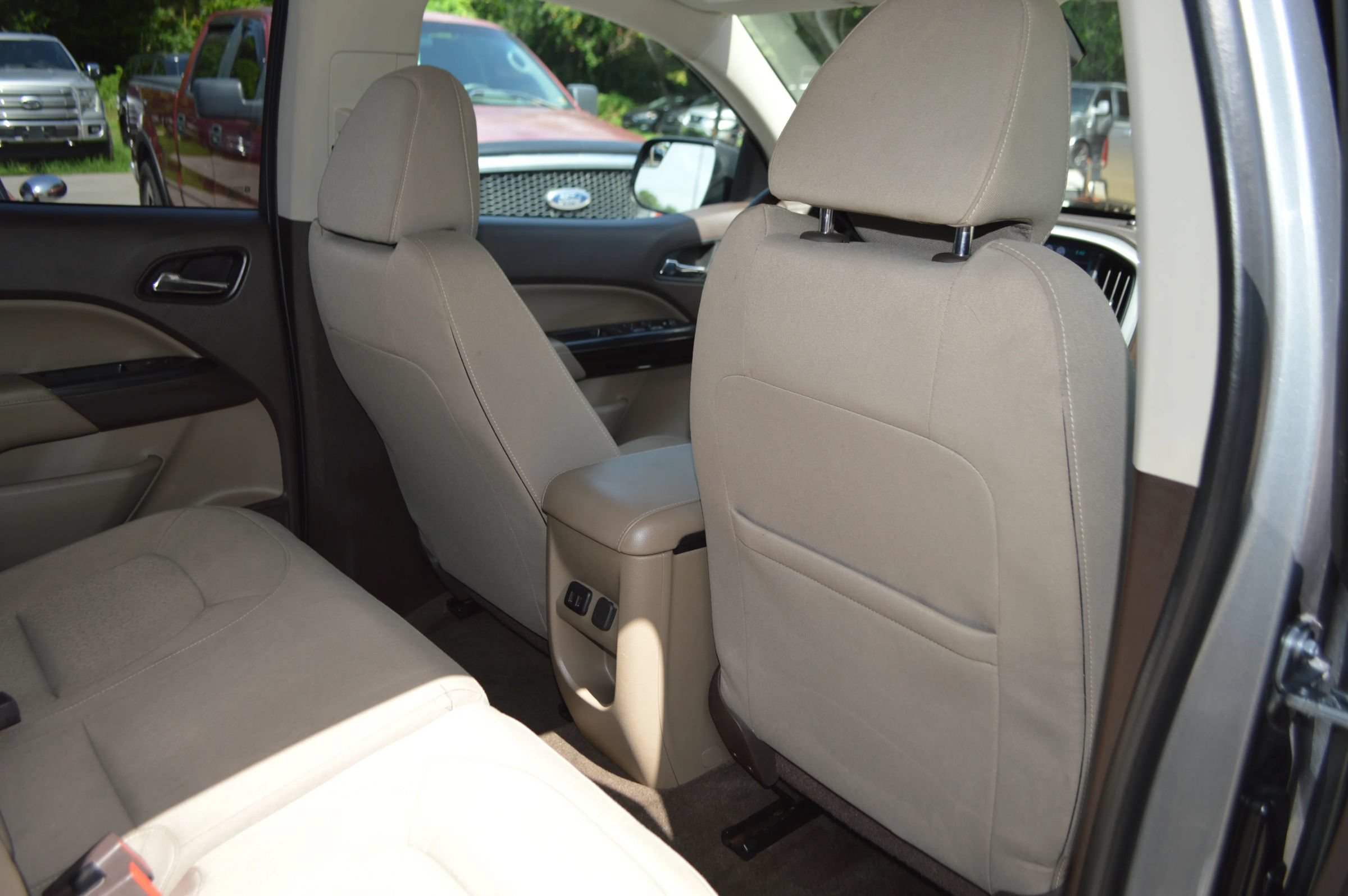 Used 2018 GMC Canyon SLE RWD image 26