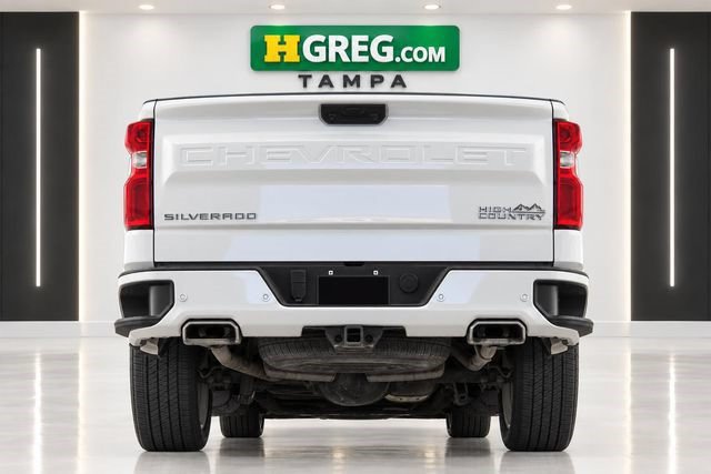 Used 2022 Chevrolet Silverado 1500 High Country w/ Technology Package AWD/4WD image 8