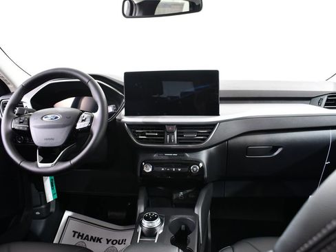 New 2025 Ford Escape SE w/ PHEV Premium Package FWD image 7