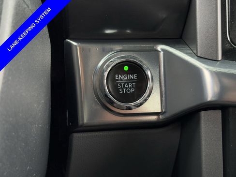 Used 2022 Ford F150 Lariat w/ Equipment Group 502A High AWD/4WD image 19