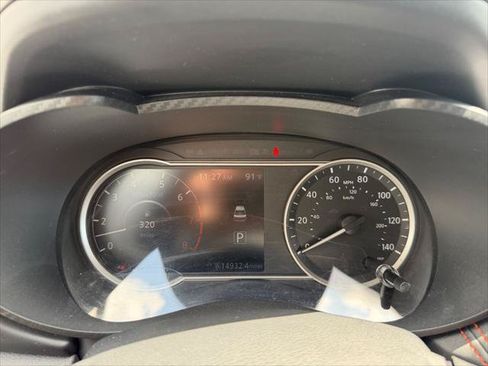 Used 2024 Nissan Versa SR FWD image 23