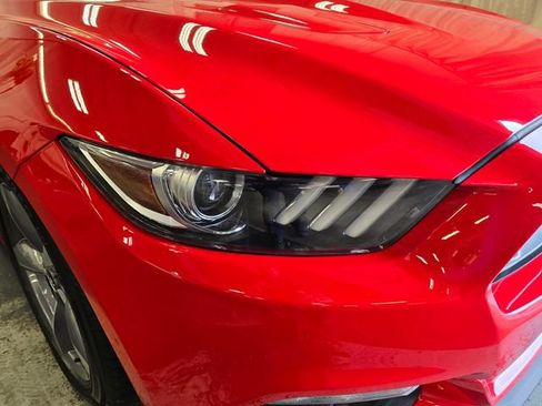 Used 2016 Ford Mustang GT Premium w/ Equipment Group 401A RWD image 4