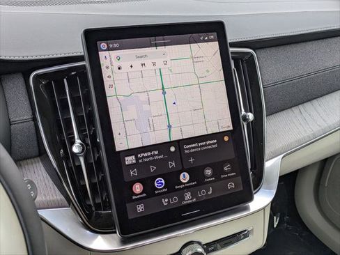 New 2026 Volvo XC90 T8 Ultra w/ Protection Package Premier image 8