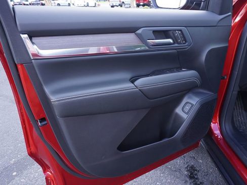 New 2026 GMC Terrain Denali w/ LPO, Black Badging Package image 14