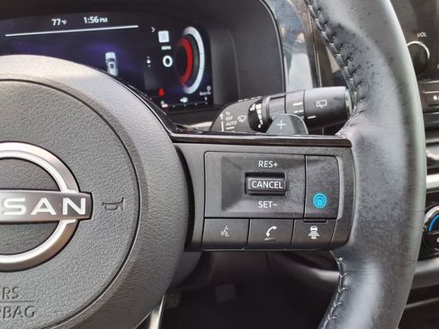 Used 2025 Nissan Pathfinder Platinum w/ Cargo Package FWD image 26