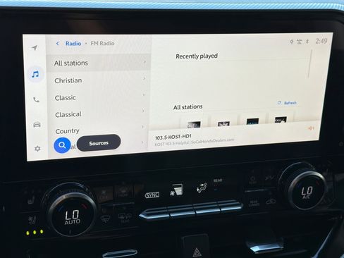 Used 2023 Toyota Highlander Platinum image 17