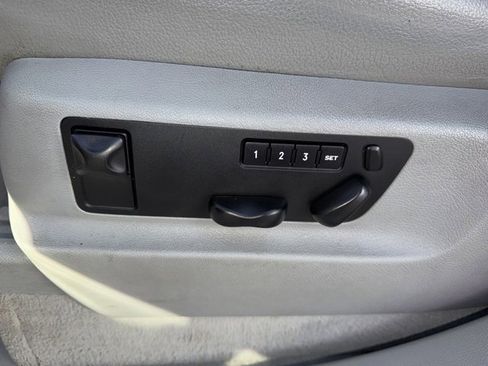 Used 2010 Porsche Cayenne Base image 12