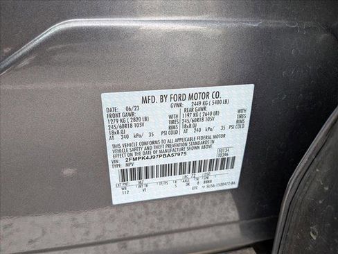 Used 2023 Ford Edge SEL image 24