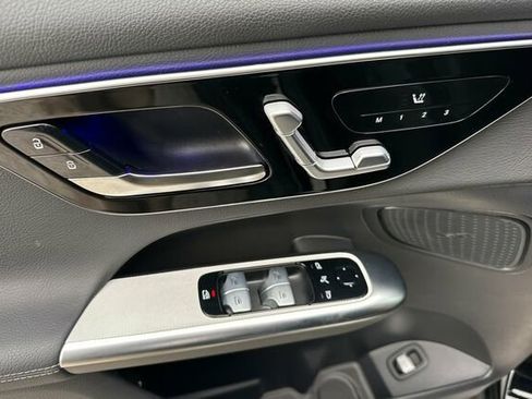 Certified 2025 Mercedes-Benz GLC 300 GLC 300 image 11